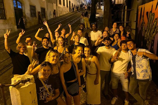 Lisbon Pubcrawl Bairro Alto: Unlimited Beer & Sangria 4 Bars - Participation Guidelines