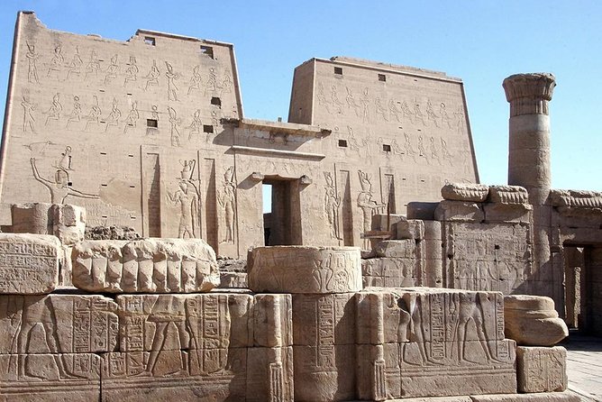 Luxor: Full Day Private Guided Tour to Abydos & Dandara Temples - Abydos Temple Exploration