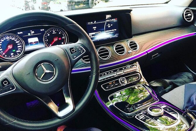 Luxury Private Night Transfer From Linate Airport to Milan - Meeting and Pickup Details