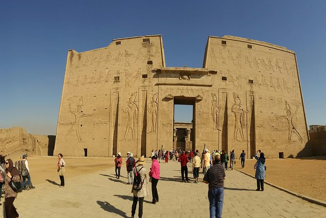 Luxury Sunrise Ballon Ride in Luxor -Vip - All-Inclusive Luxury Amenities