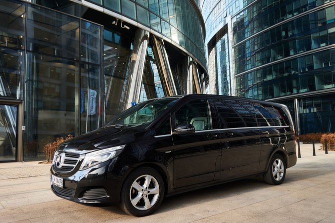 Luxury Transport From/To Warsaw - Vienna / International Airport by Private Van - Pickup and Drop-off Information