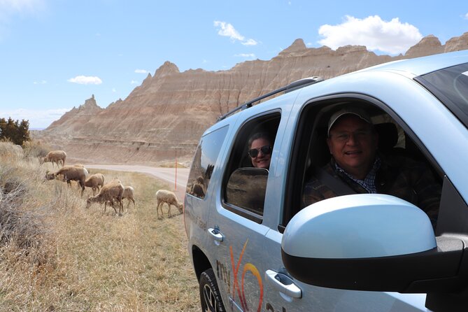 Majestic Landscapes: Badlands, Wall Drug, and Agate Hunts - Highlights of the Badlands