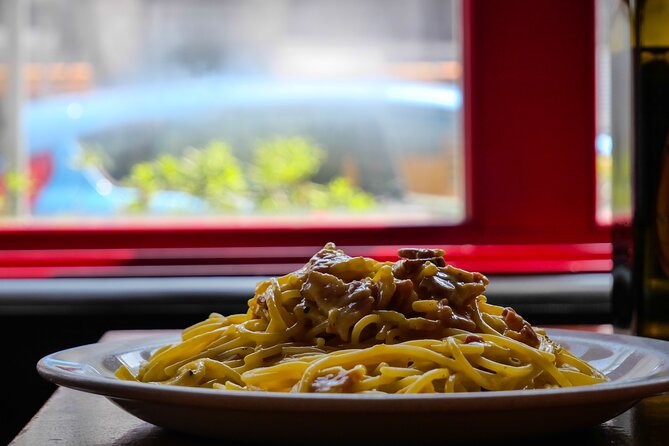 Make Pasta Carbonara From Scratch in a Jazz Club in Venice - Charming Location in Venice