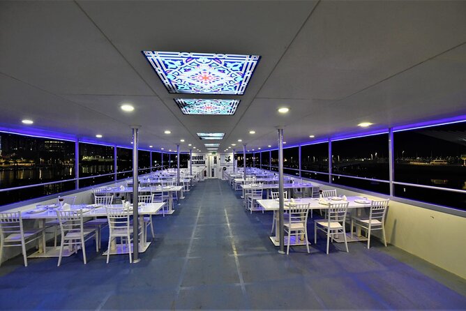 Marina Dhow Cruise - Amenities and Inclusions