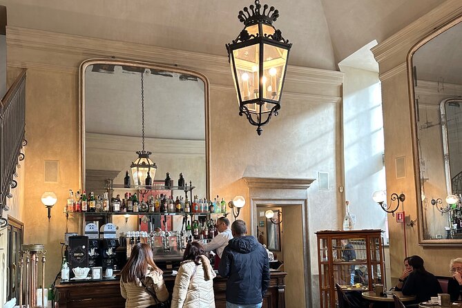 Milan Coffee & History Crawl With a Licensed Tour Guide - Meeting Point and Duration