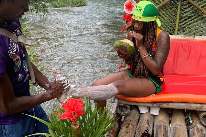 Montego Bay Bamboo Rafting & Sunset at Ricks Cafe Negril - Bamboo Rafting Experience