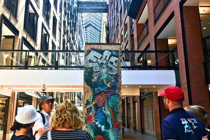 Montréal Downtown and Underground City Private Walking Tour - Tour Highlights