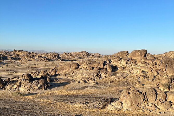 Moon Mountain Hike From Jeddah City - Accessibility and Pricing