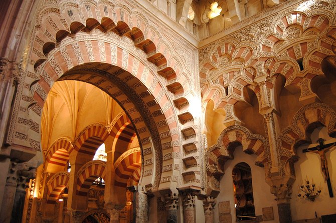 Mosque, Alcazar of the Christian Monarchs and Juderia - Discovering the Historic Juderia