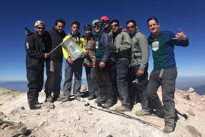 Mountaineering Iztaccihuatl (5220m) - Location and Elevation
