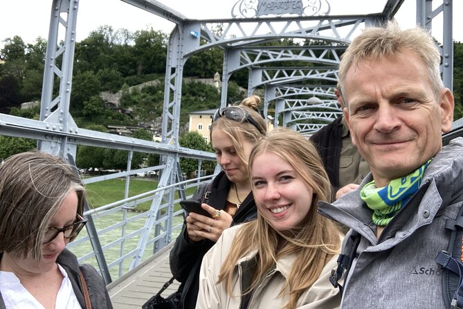 Mozarts Salzburg Exploration Game and Tour - Game Features and Accessibility