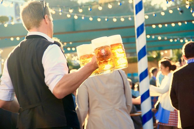 Munich: Oktoberfest Evening Table Reservation in the Large Beer Tent - Communication Challenges