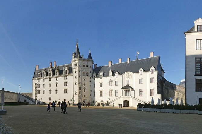 Nantes Private Walking Tour With A Professional Guide - Highlights Along the Loire River