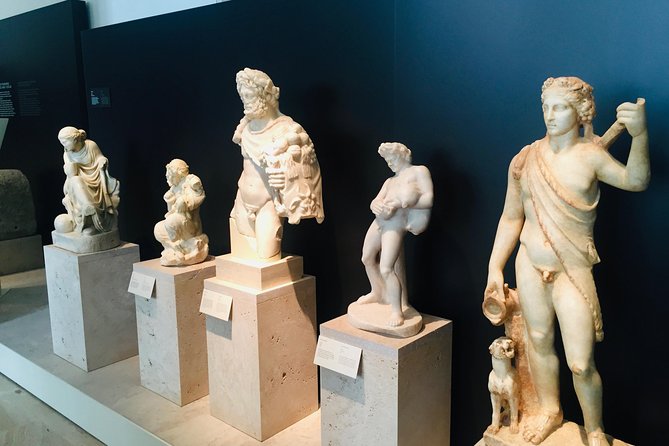 National Archaeological Museum: Skip the Line Tickets and Private Guided Tour - Meeting and Pickup
