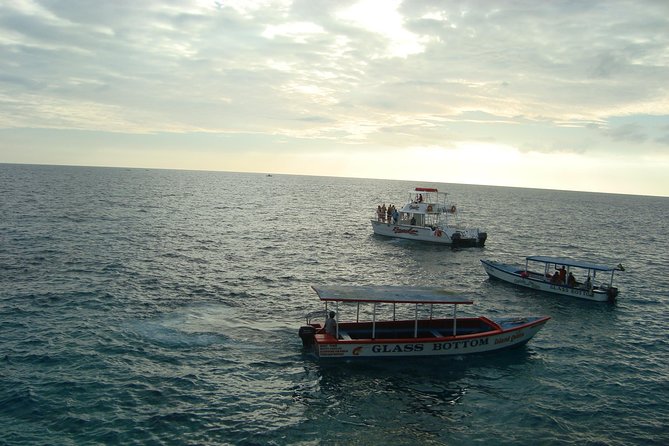 Negril Beach Flex and Sunset at Ricks Cafe - Ricks Cafe Sunset