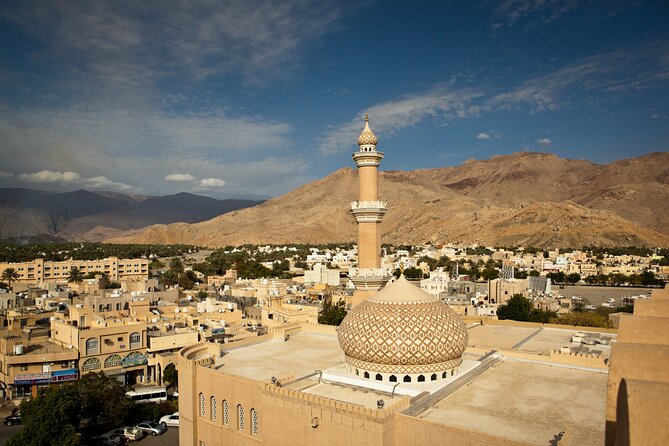 Nizwa & Al Hamra Guided Tour With Friday Animal Market - Itinerary Overview