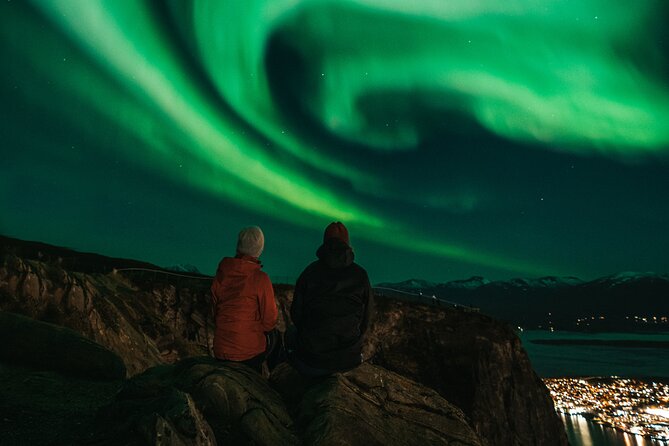 Northern Lights Chase With Free Photos - Meeting and Pickup