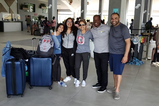 Ocho Rios Private Airport Transfer - Pickup and Drop-off