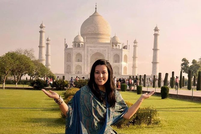 One Day Agra Tour by Car From Delhi - Attractions in Agra