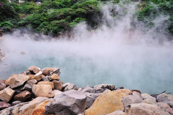 One-day Yangmingshan NP Beitou Hot Spring Park and Tamsui Tour Package - Itinerary Overview