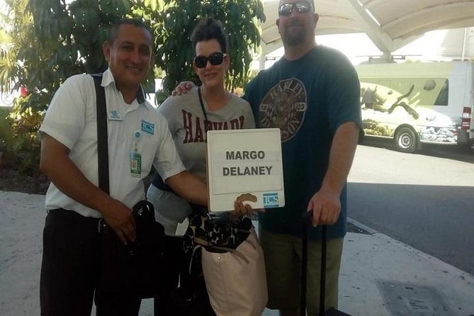 One-Way Private Transfer Cancun Airport - Puerto Aventuras. - Meeting and Pickup Details