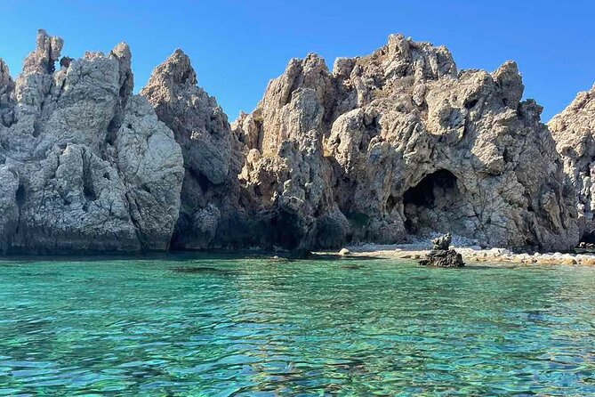 Paros: Private Boat Trip to ANTIPAROS-DESPOTIKO Islands (8hours) - Meeting Point and Pickup Details