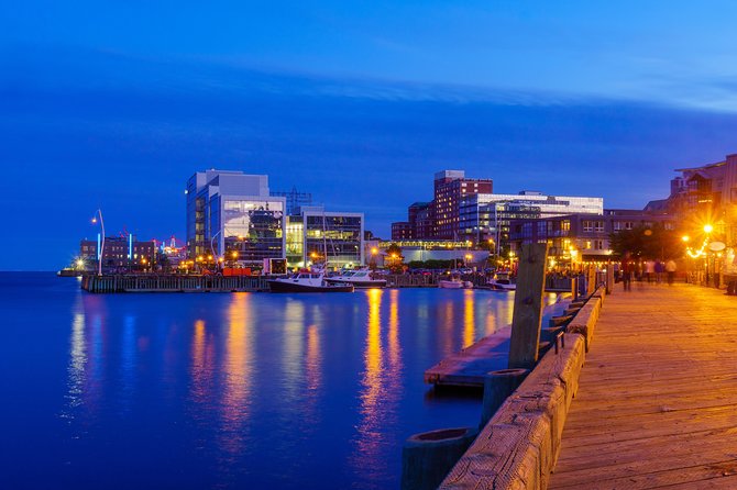Peggys Cove Sunset + Halifax Dinner Small Group Night Tour - Itinerary Highlights