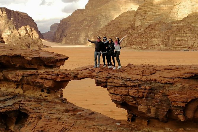 Petra & Wadi Rum in 3 Days From Amman Airport - Pickup Information