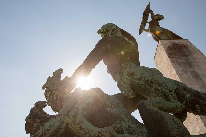 Power to the People - Budapest Communist Tour With Coffee in a Retro Bar - Key Highlights to Explore