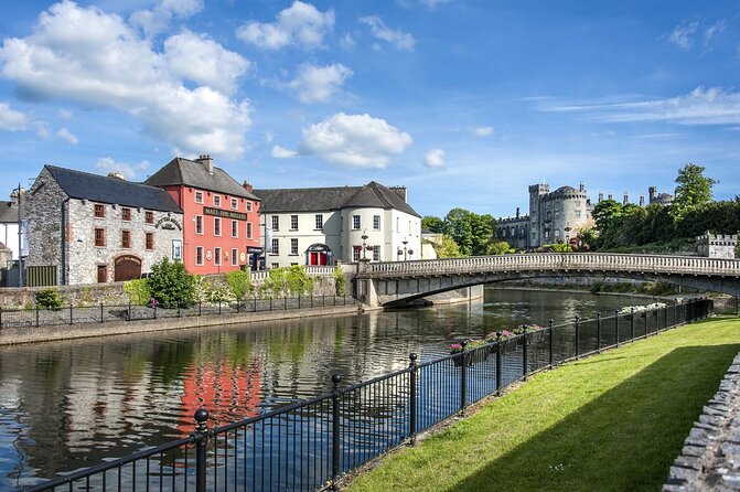 Private Airport Transfer From Kilkenny City to Dublin Airport - Transparent and Competitive Pricing