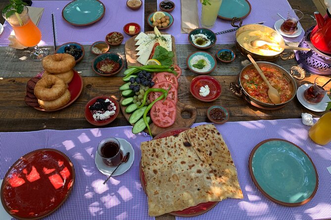 Private and Guided VEGETARIAN / VEGAN Tour of Istanbul - Pickup Information