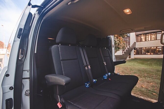Private ARRIVAL Transfer by MINIVAN Mercedes Vito 8+1pax - Inclusions