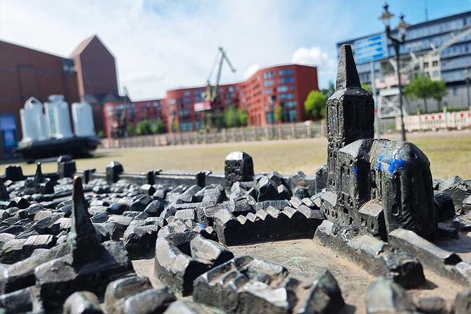 Private Audio Book City Rally Around Duisburg'S Inner Harbour - Tour Features