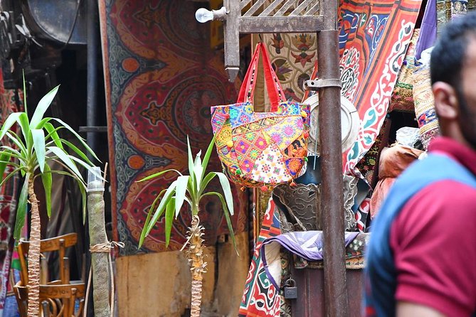 Private Cairo Layover Tour to Pyramids, Sphinx, Islamic Cairo & Tourist Bazaar - Transportation Details