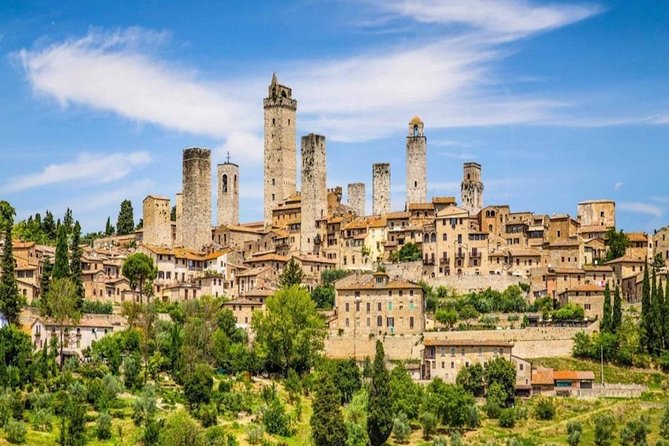 Private Day Trip San Gimignano and Volterra From Livorno Port - Exploring San Gimignano