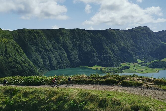 Private E-Bike Tour on Sete Cidades Volcanos Rim With Lake View - Meeting and End Points