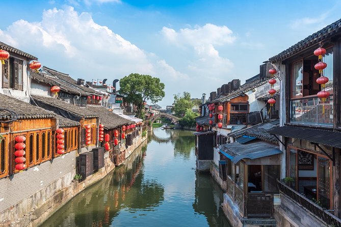 Private Fengjing and Xitang Water Town Sunset Boating Tour With Dinner From Shanghai - Whats Included in the Experience