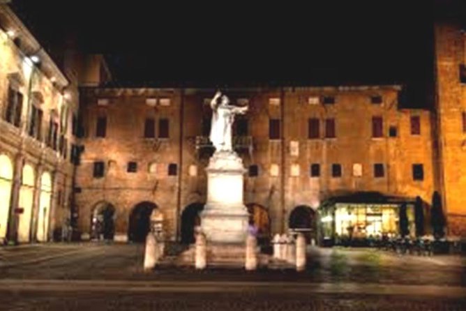 Private Ferrara Tour of City Highlights by Night - Schedule and Availability