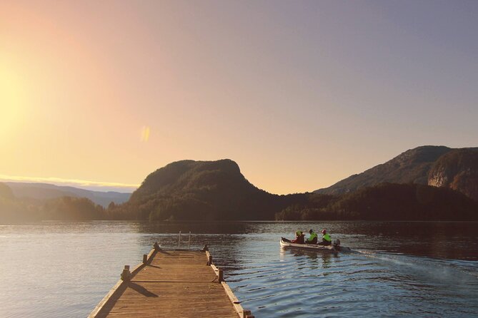 Private Fjordcruise by Luxury Pontoon Boat - Bergen Fjords - Comfort Features on Board