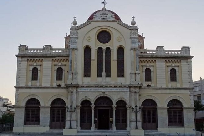 Private Guided Tour-Heraklion Highlights & Historical Places - Pickup and Accessibility