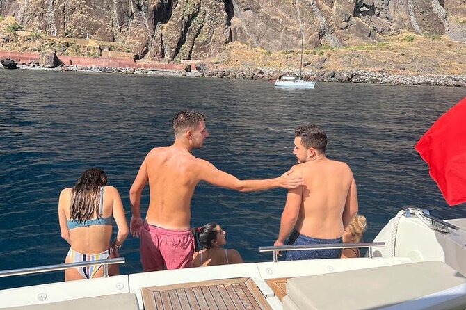Private Luxury Yacht Tour in Madeira Island - Tour Activities