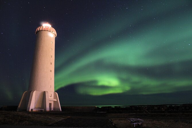 Private Northern Lights Tour - Transportation and Amenities