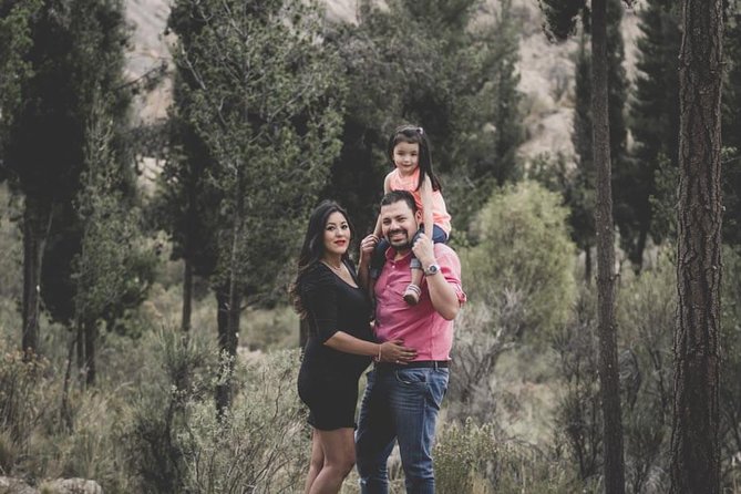 Private Photo Session With a Local Photographer in La Paz - Meeting and Location