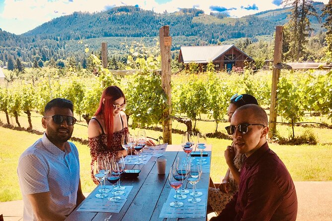Private Small Group Transportation Cowichan Valley Wineries - Transportation Details