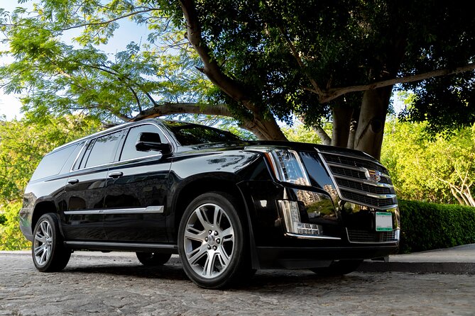 Private SUV Round-Trip From Airport to Four Seasons Resort Cabo - Included in the Package