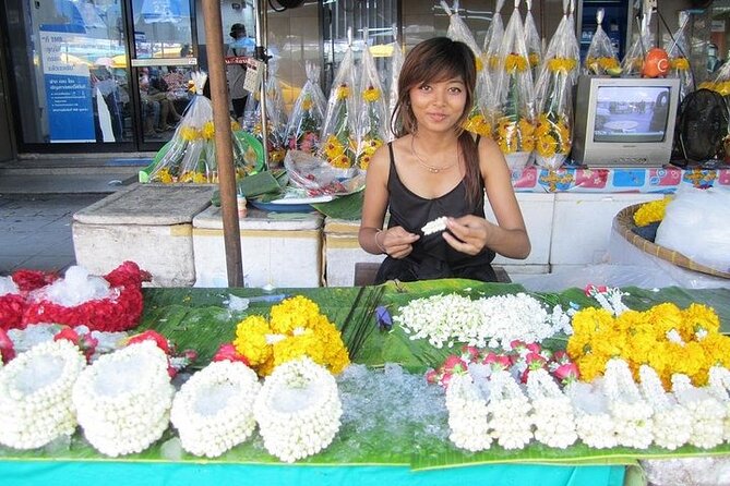 Private Three Temples Bangkok City Tour - Inclusions and Amenities
