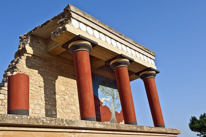 Private Tour at the Palace of Knossos and Museum in Crete - Itinerary and Tour Duration