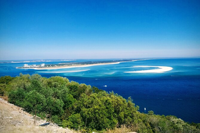 Private Tour for 1 to 4 People of Arrábida and Its Landscapes - Sum Up