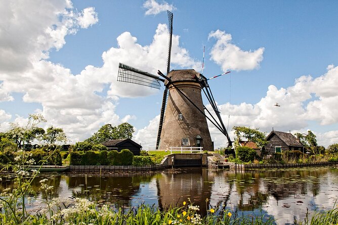 Private Tour From Rotterdam to Windmills of Kinderdijk & Gouda Cheese Experience - Pickup and Meeting Details