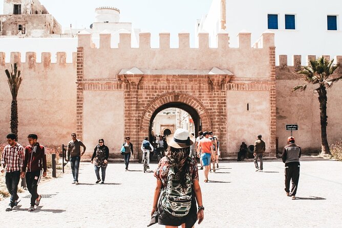 Private Tour in Chefchaouen and Fez From Tangier - Pickup and Meeting Details